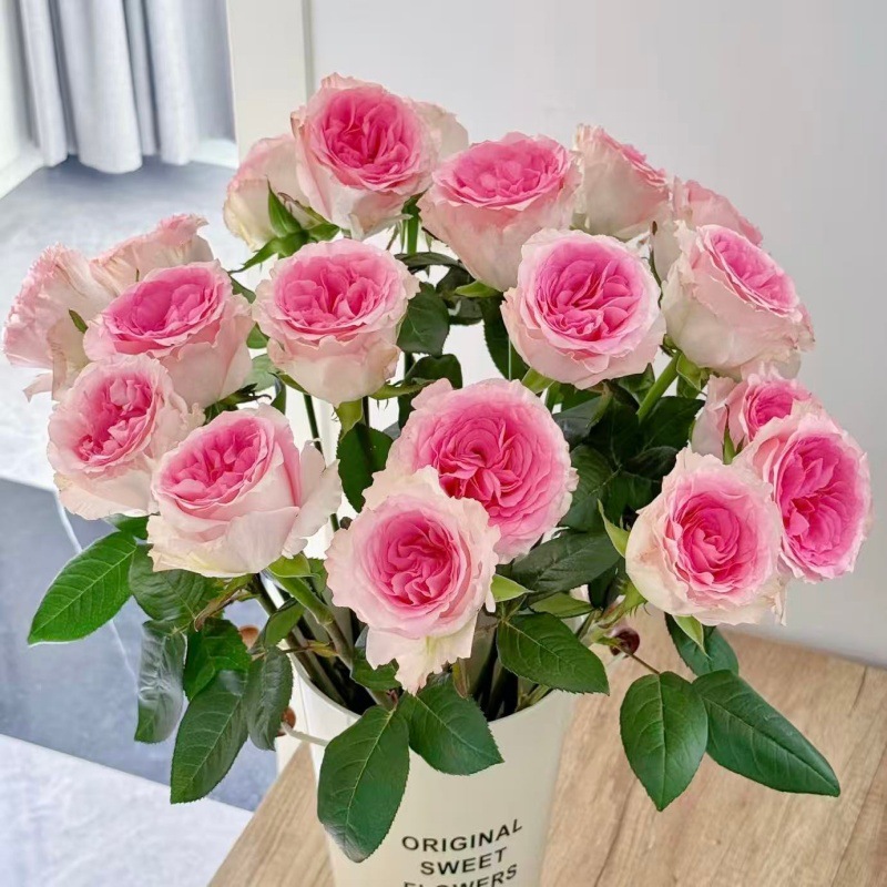Choose three pieces, free shipping, flower bouquet, flower base straight hair, flower group buying, source of goods, flower wholesale, one piece is sent on behalf of others.