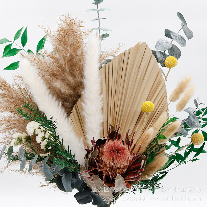 Yunnan Pufan small reed boxed mixed natural real flowers mixed and matched DIY material package combination wholesale dried flower bouquet