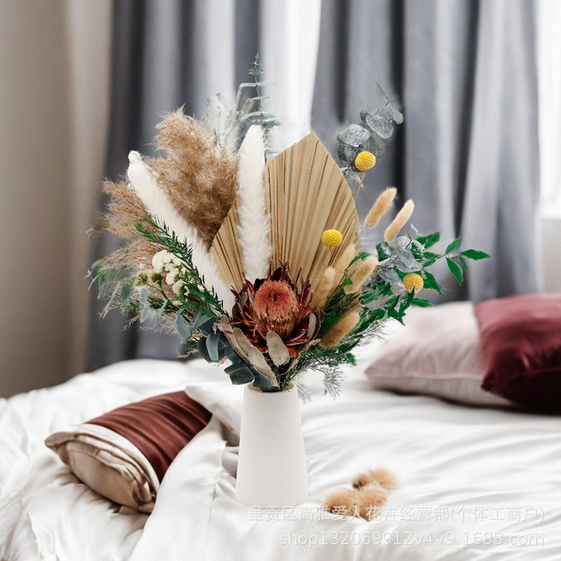 Yunnan Pufan small reed boxed mixed natural real flowers mixed and matched DIY material package combination wholesale dried flower bouquet