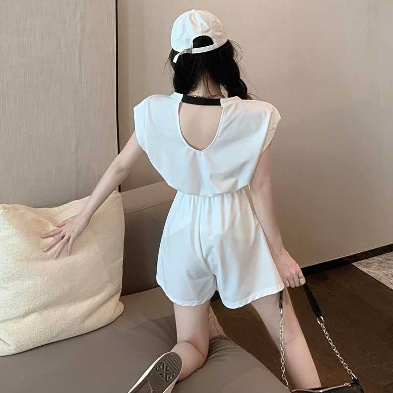 Fashion Internet celebrity fried street suit women can be salt and sweet summer sports style halter top + wide-leg shorts two-piece set