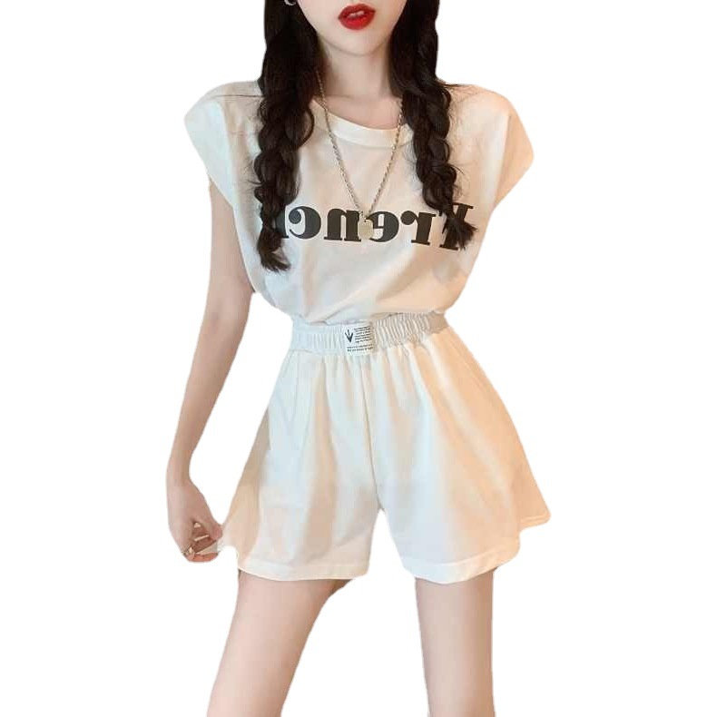 Fashion Internet celebrity fried street suit women can be salt and sweet summer sports style halter top + wide-leg shorts two-piece set