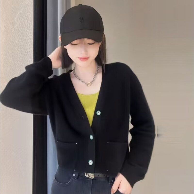 Women's V-Neck Embroidered Cardigan Sweater with Figure Print, Casual Knit Coat