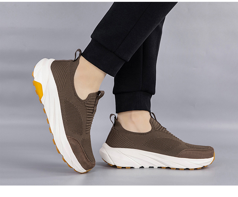 Men's Breathable Mesh Walking Shoes Lightweight Slip-On Casual Sneakers