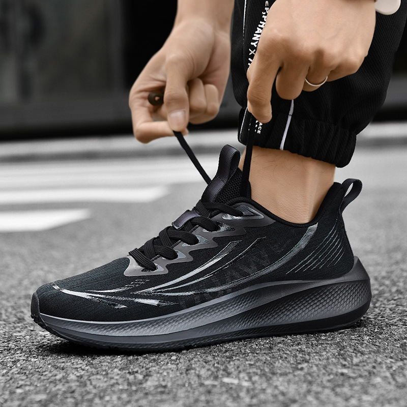 Sepatu Lari Mesh Bernapas Pria Sepatu Santai Ringan untuk Olahraga