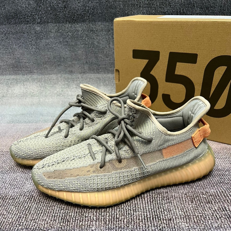 Baiyi Yeezy 350 Running Shoes for Men Women, Breathable Mesh Low-Top Sneakers