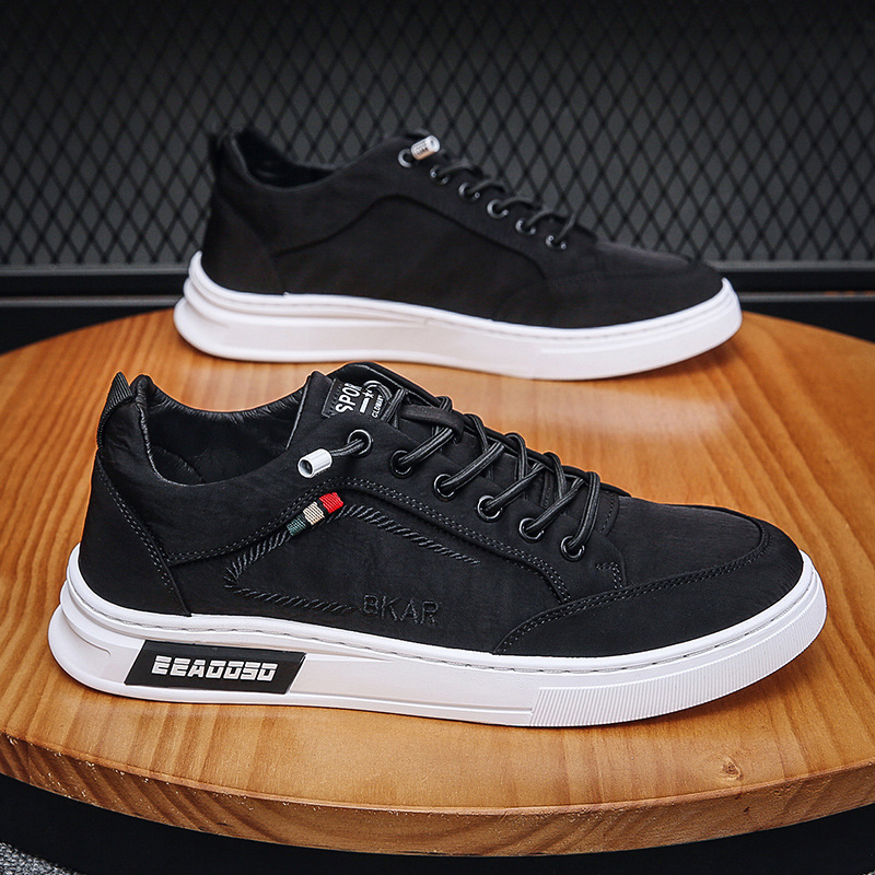 Men Canvas Slip-on Shoes Breathable Low-top Casual Sneakers for Summer