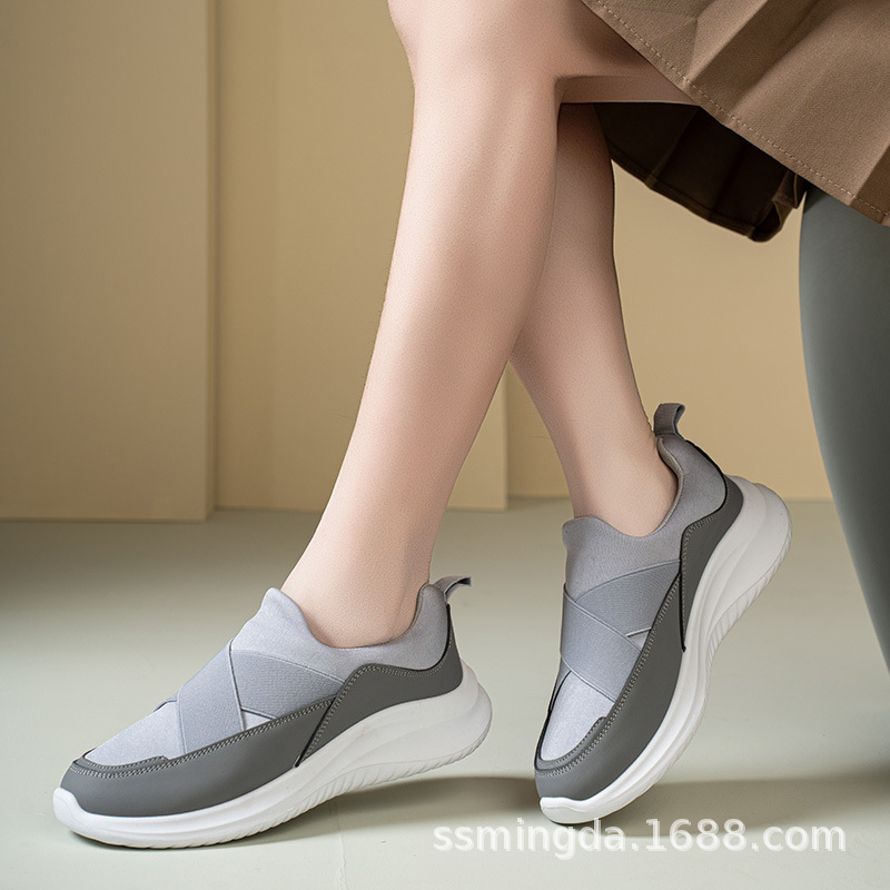 Women's Casual Canvas Slip-On Shoes, Non-Slip Soft Sole for Walking