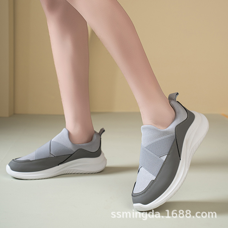 Women's Casual Canvas Slip-On Shoes, Non-Slip Soft Sole for Walking