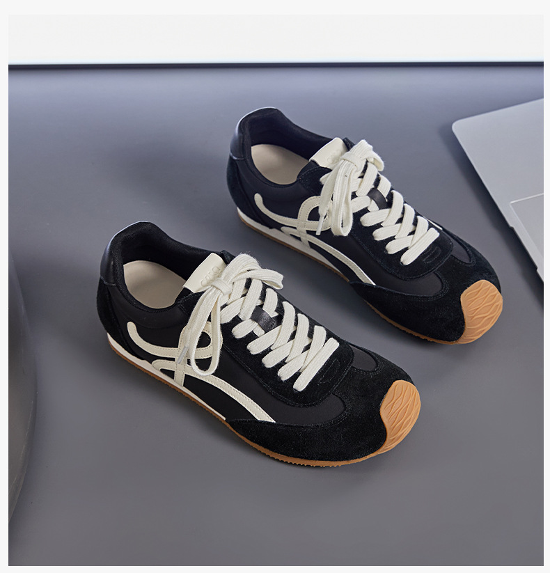 Men's Genuine Leather Casual Sneakers, Flat Low-Top Walking Shoes for Spring and Autumn