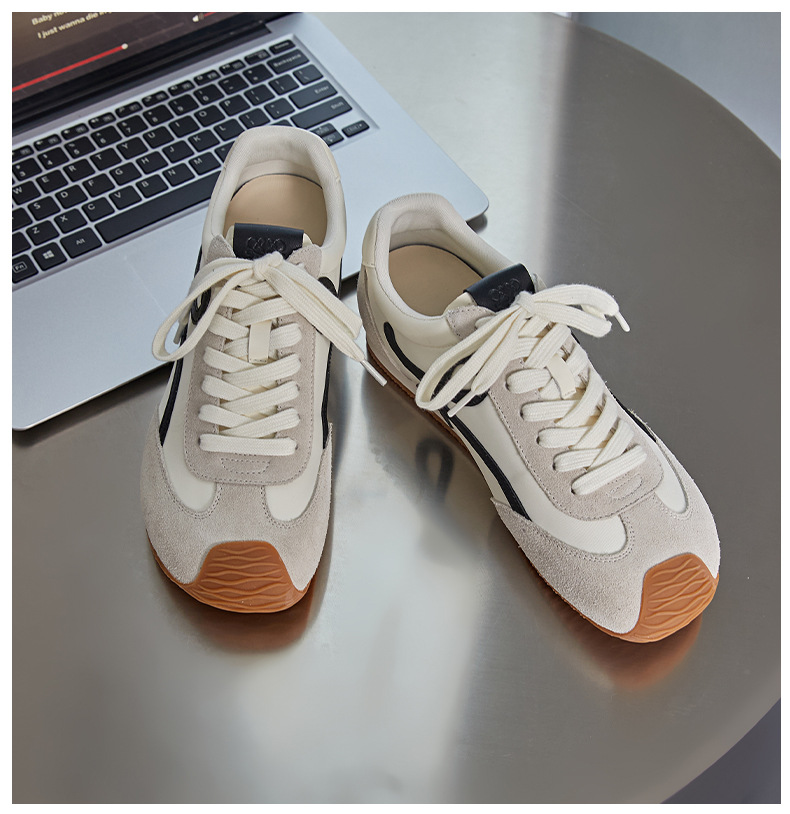 Men's Genuine Leather Casual Sneakers, Flat Low-Top Walking Shoes for Spring and Autumn