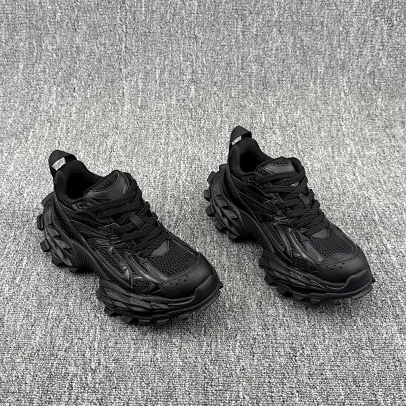 Men's Casual Slip-On Shoes Lightweight Breathable Walking Sneakers
