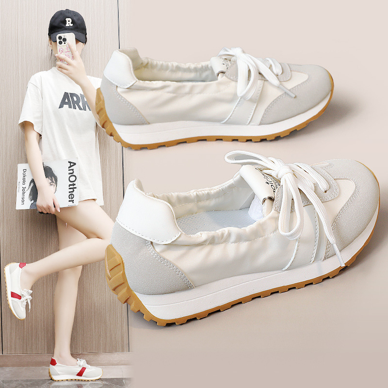 Women Breathable Low Top Sneakers, Round Toe Lace Up Casual Shoes with Thick Sole