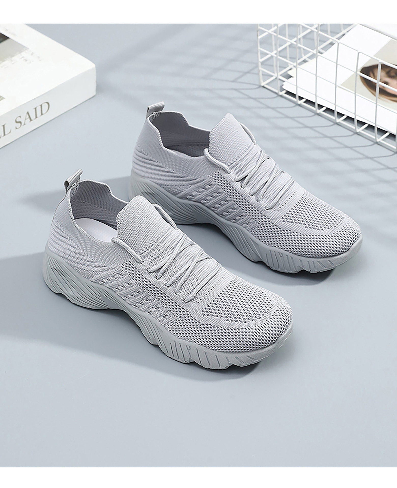 Women's Flyknit Platform Sneakers, Solid Color Lace-Up Casual Shoes with Height Increase