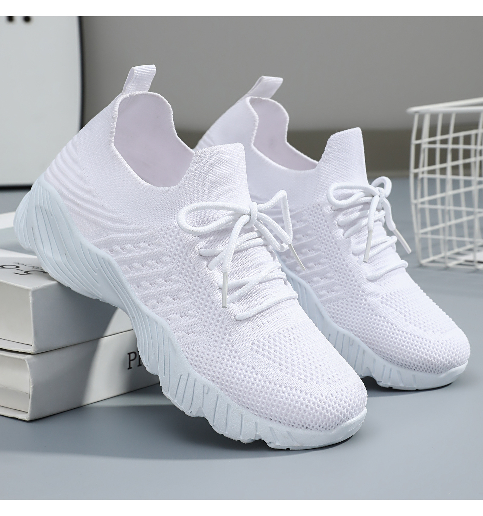 Women's Flyknit Platform Sneakers, Solid Color Lace-Up Casual Shoes with Height Increase