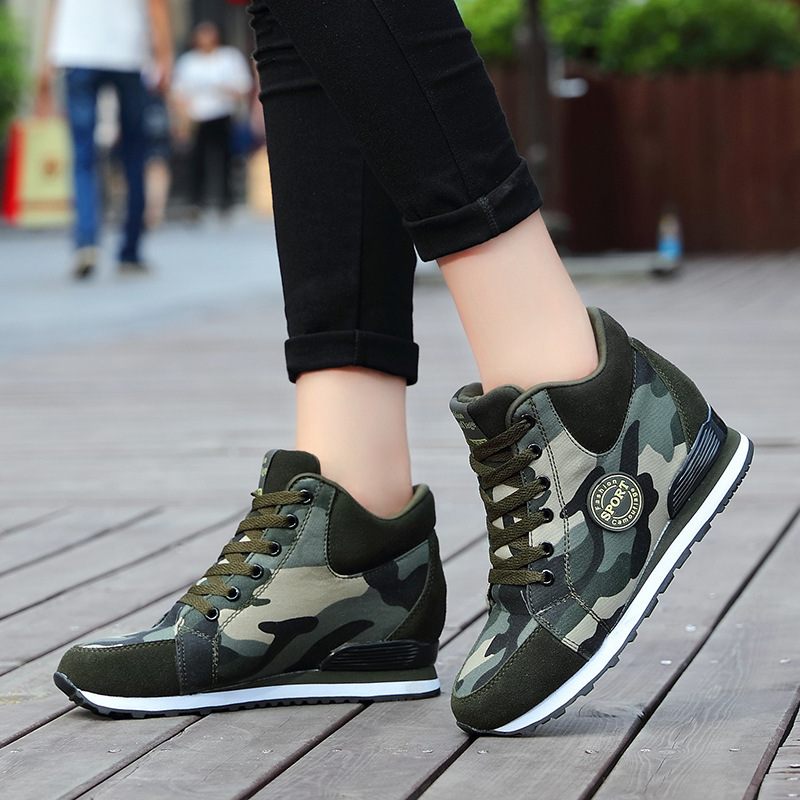 Women Camouflage Canvas Sneakers with Height Increase, Lightweight Lace-Up Casual Shoes