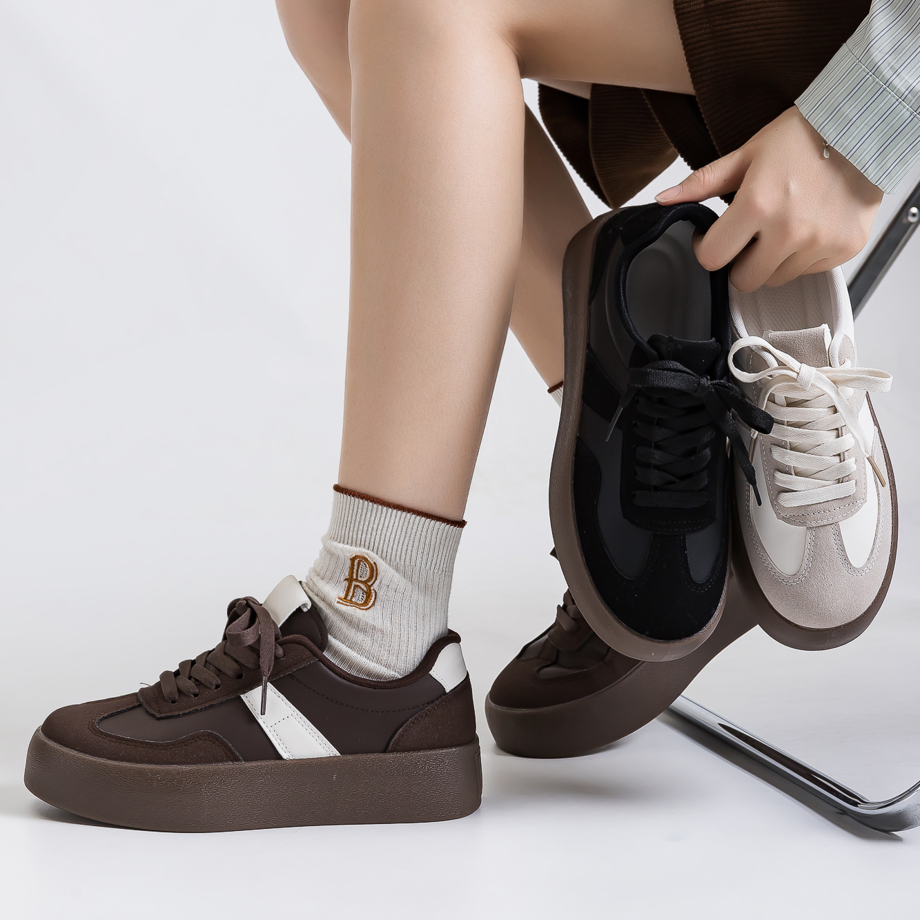 Unisex PU Leather Sneakers with Thick Sole, Lace-Up Casual Walking Shoes for Spring Summer Autumn