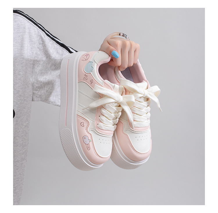 Women's Low Top Color Block Platform Sneakers, Comfortable Lace Up Casual Shoes for Spring and Fall