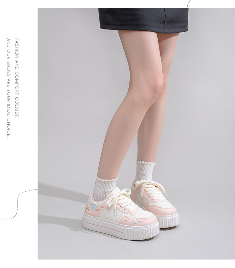 Women's Low Top Color Block Platform Sneakers, Comfortable Lace Up Casual Shoes for Spring and Fall