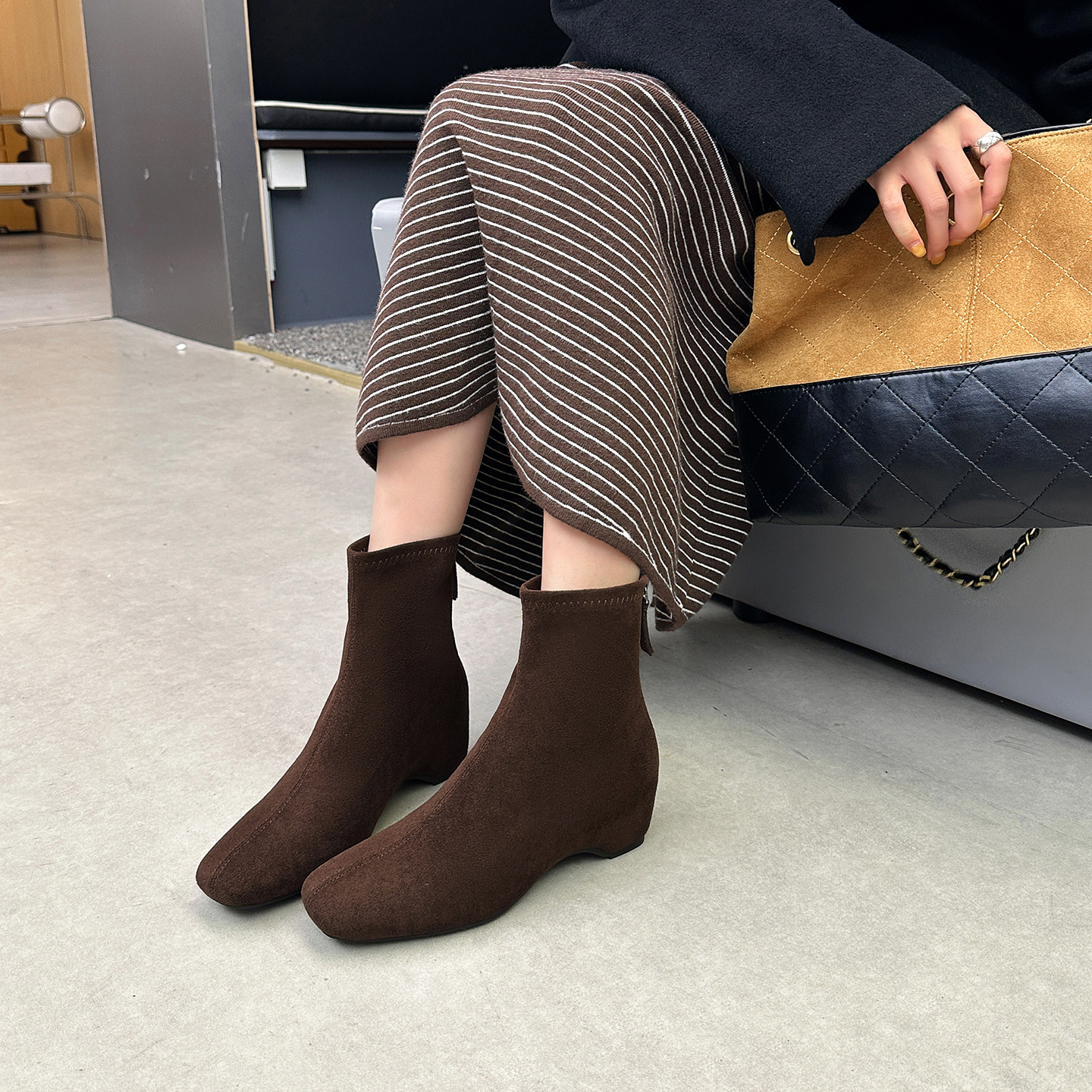 Women Suede Square Toe Ankle Boots with Hidden Heel and Back Zipper, Fall Winter Short Boots
