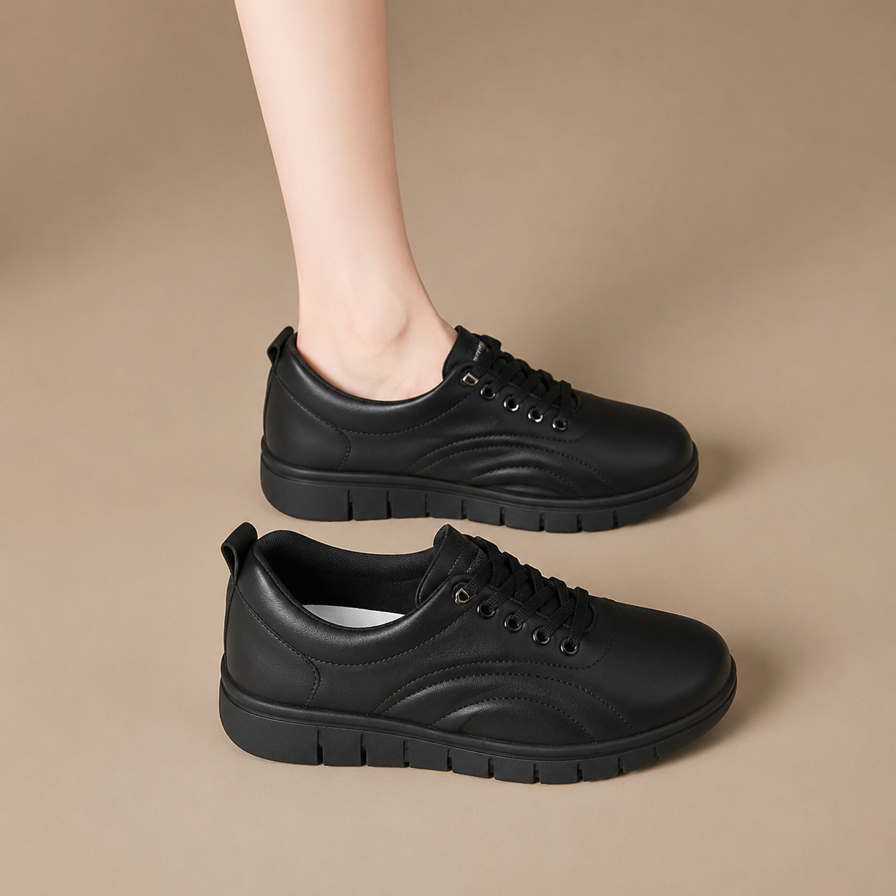 Women's Faux Leather Walking Shoes with Soft Sole and Anti-Slip Design for Fall and Winter