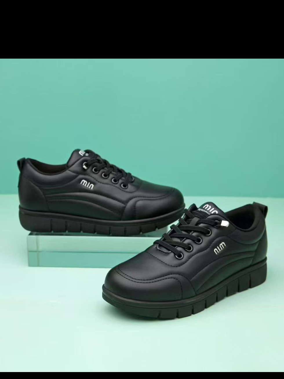 Women's Faux Leather Walking Shoes with Soft Sole and Anti-Slip Design for Fall and Winter