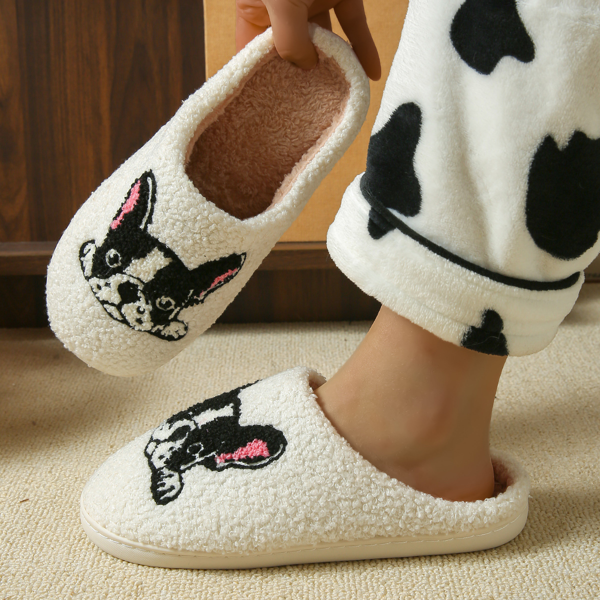 Cartoon Dachshund Fuzzy Indoor Slippers, Warm Closed Toe House Shoes for Women and Men