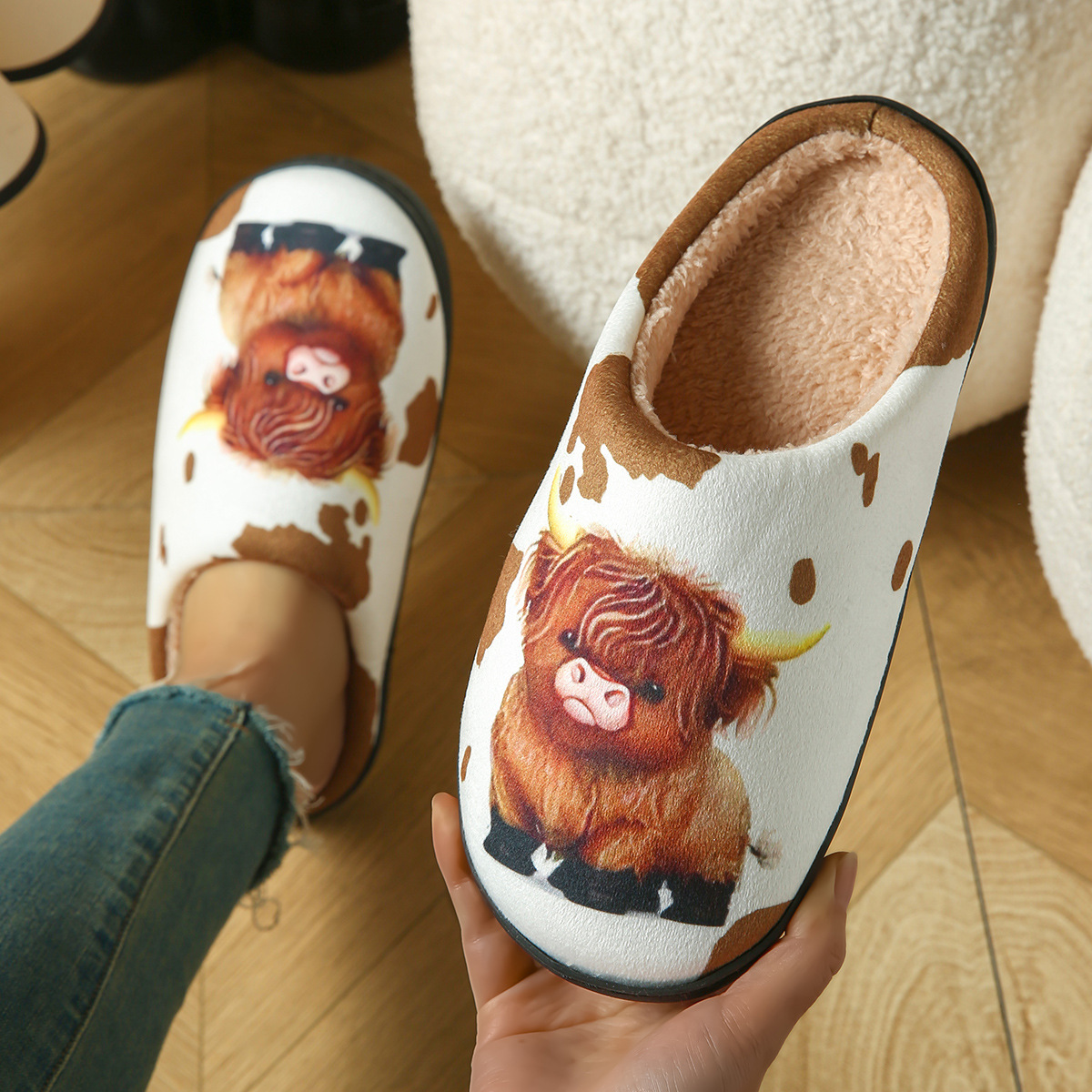 Cartoon Dachshund Fuzzy Indoor Slippers, Warm Closed Toe House Shoes for Women and Men