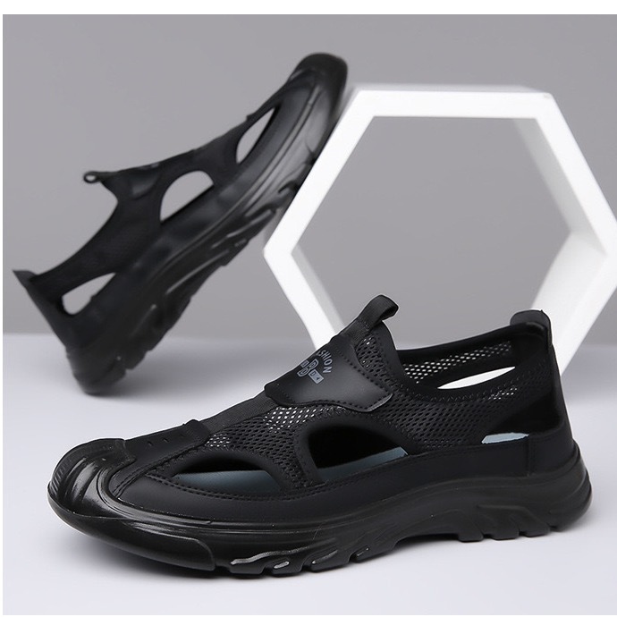 Men's Breathable Closed Toe Sandals, Mesh Slip-On Outdoor Anti-Slip Lightweight Casual Beach Shoes