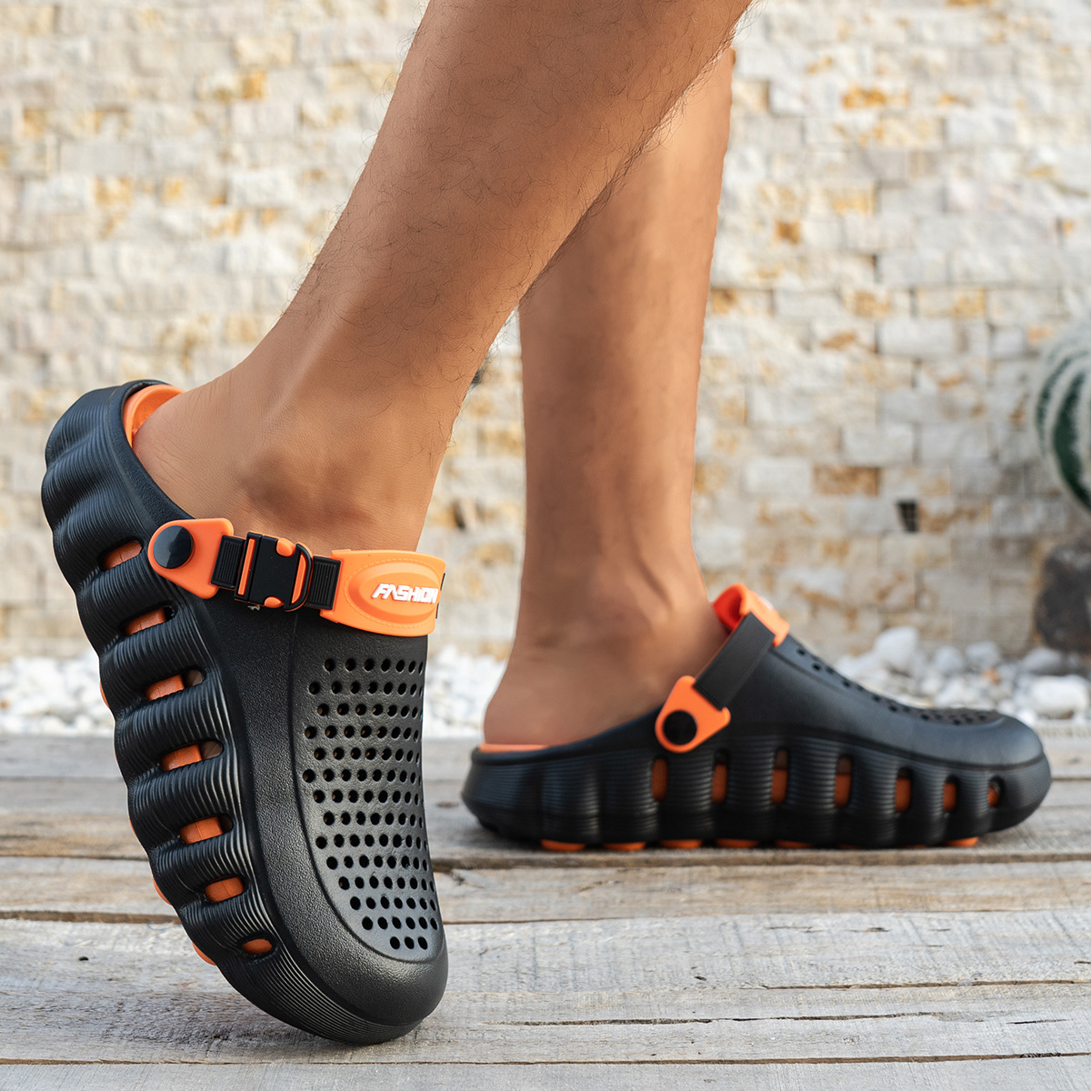 Men's EVA Clog Sandals Breathable Non-Slip Soft Sole Closed Toe Outdoor Beach Slippers