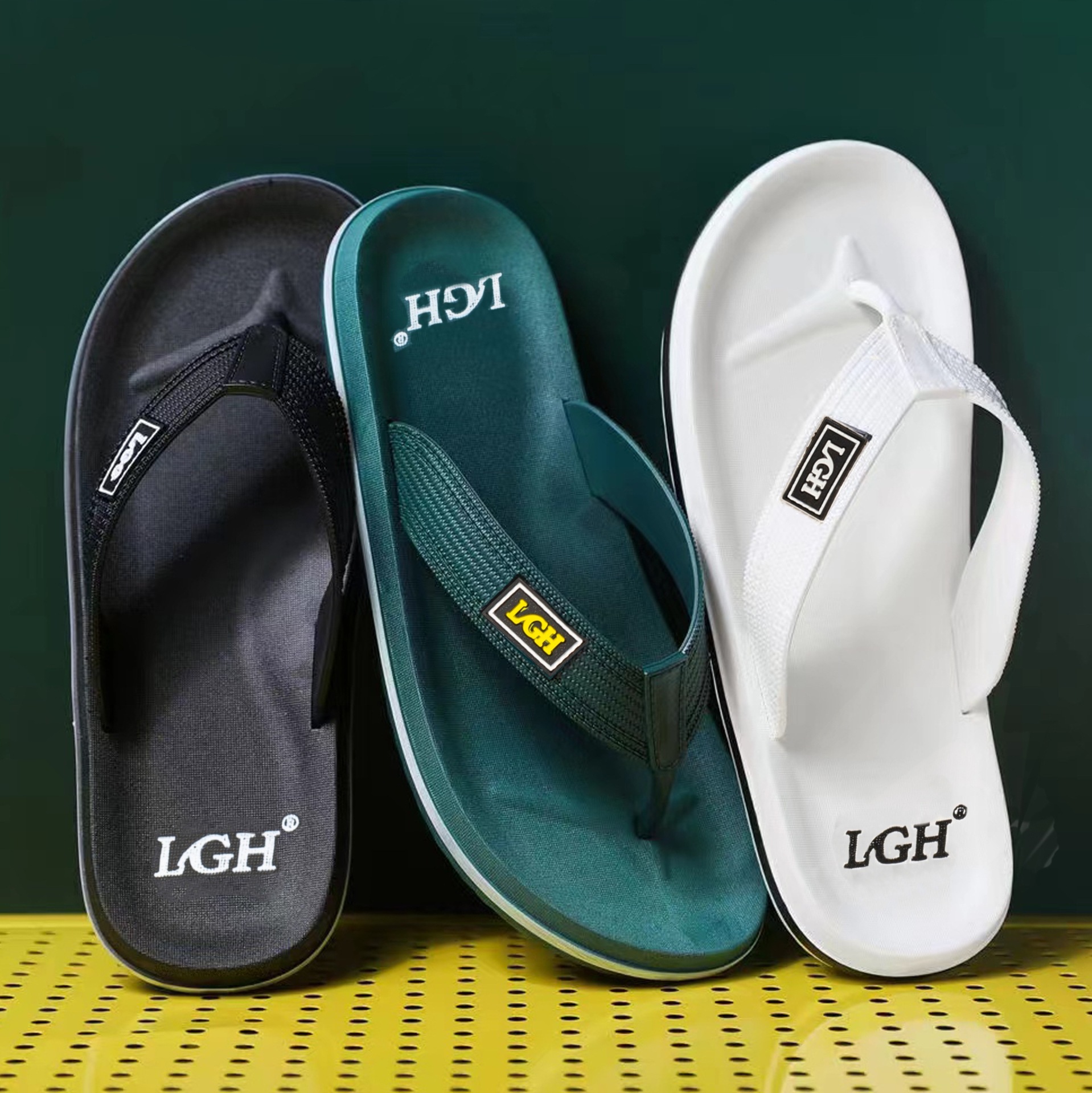 Men's PVC Flip Flops Casual Open Toe Thong Sandals for Home and Beach