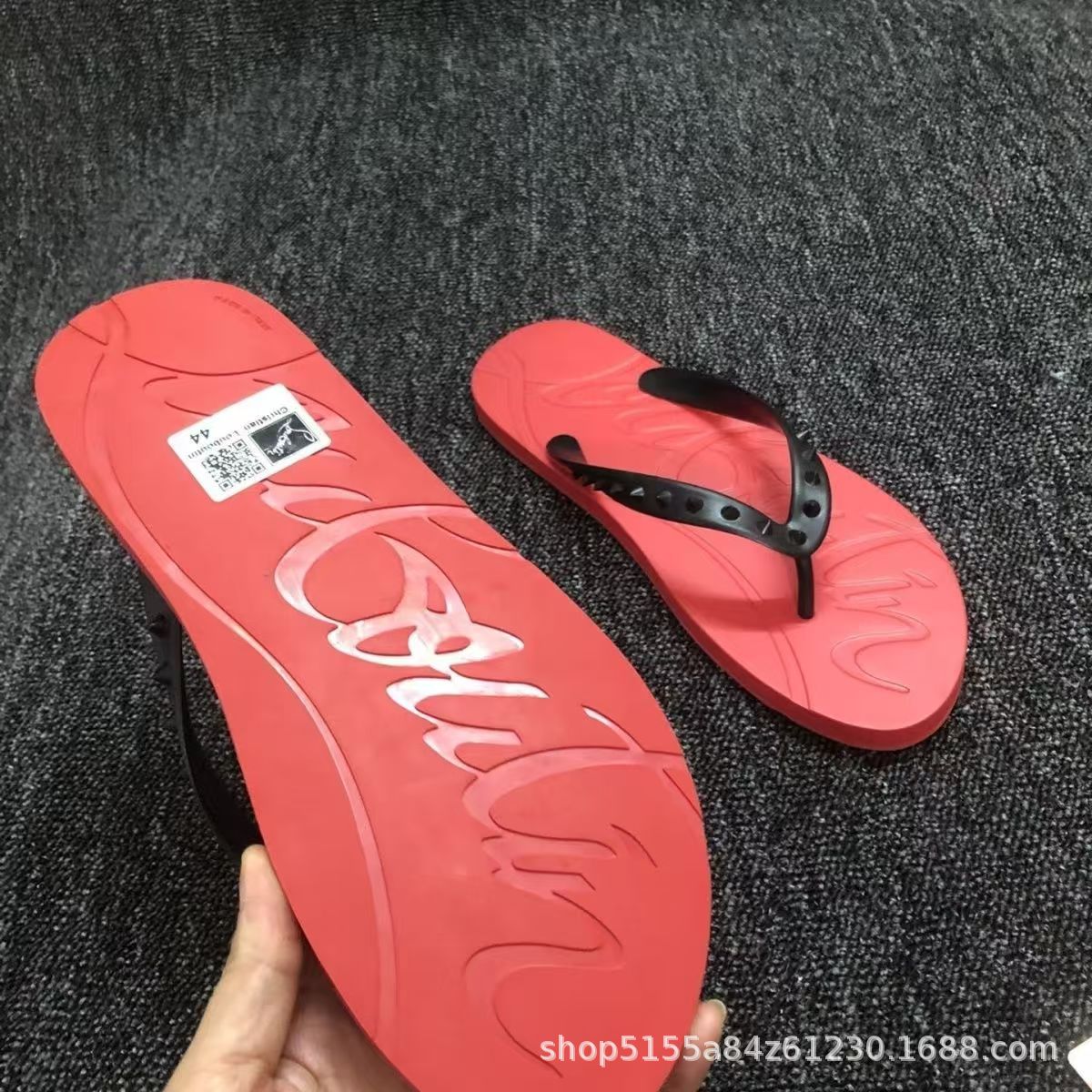 LTTL Men Women Flip Flops with Rivets, Graffiti EVA PVC Non-Slip Beach Sandals
