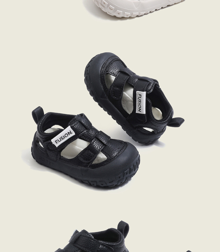 Breathable closed-toe sandals for kids, featuring a soft non-slip sole and hook-and-loop closure, suitable for toddler boys and girls in summer