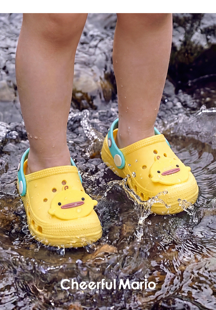 Cheerful Mario Kids EVA Clog Sandals Summer Slip-On Beach Shoes for Toddlers and Little Boys and Girls