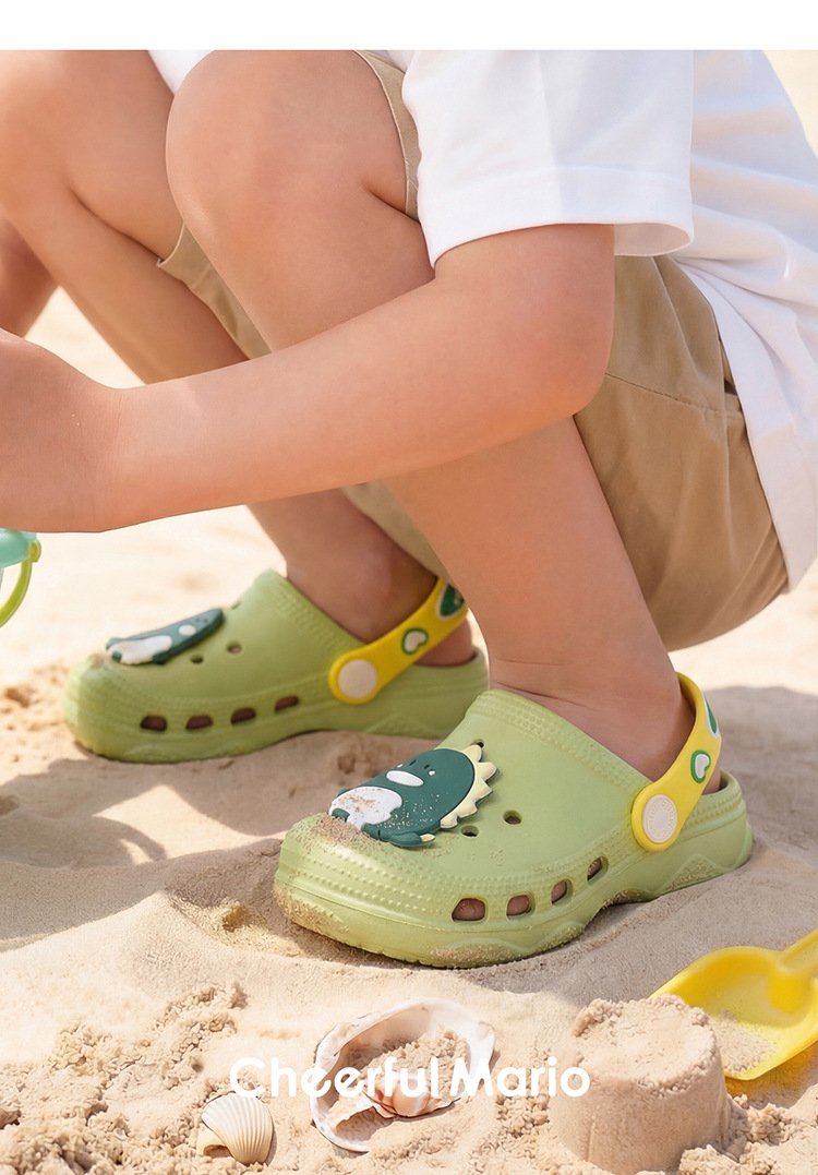 Cheerful Mario Kids EVA Clog Sandals Summer Slip-On Beach Shoes for Toddlers and Little Boys and Girls