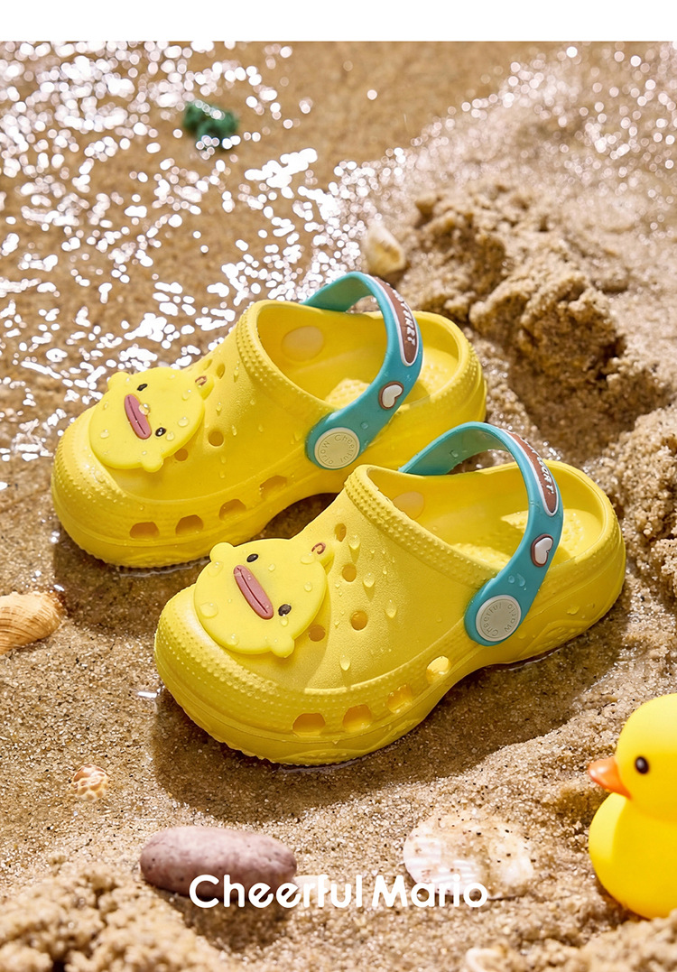 Cheerful Mario Kids EVA Clog Sandals Summer Slip-On Beach Shoes for Toddlers and Little Boys and Girls