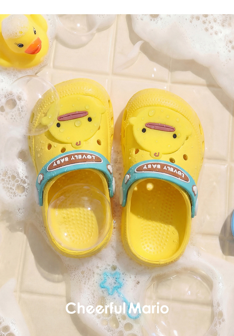 Cheerful Mario Kids EVA Clog Sandals Summer Slip-On Beach Shoes for Toddlers and Little Boys and Girls
