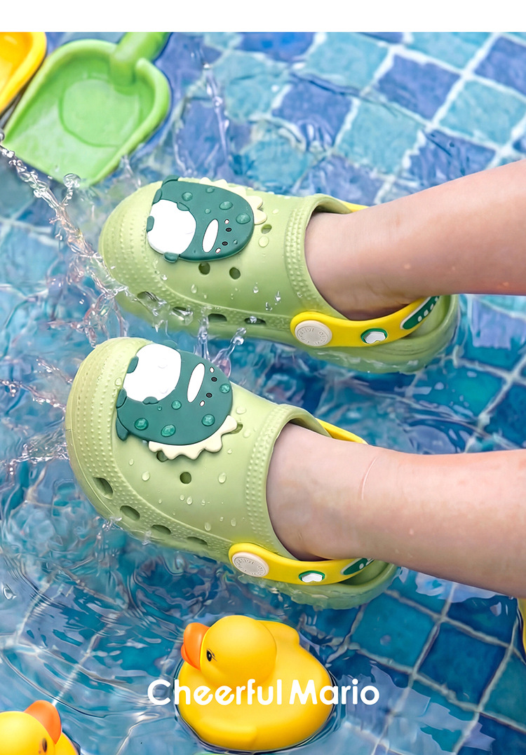 Cheerful Mario Kids EVA Clog Sandals Summer Slip-On Beach Shoes for Toddlers and Little Boys and Girls