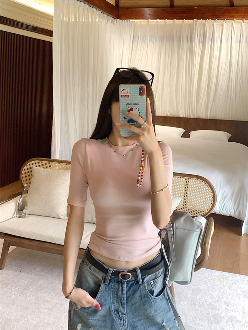 Women's Solid Color Round Neck Half Sleeve Slim Fit T-Shirt for Casual and Travel Use