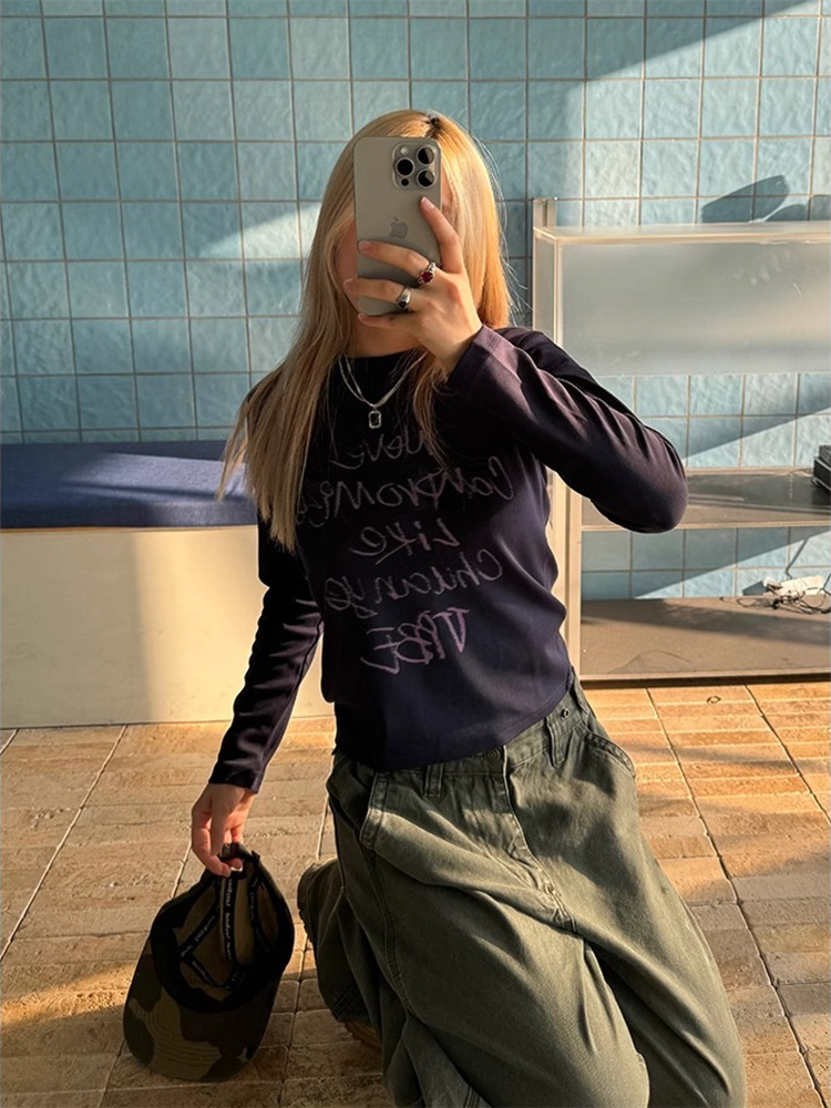 เสื้อยืดผู้หญิงแบบสลิมฟิตแขนยาวลายตัวอักษร ทำจากผ้าฝ้ายผสม คอกลม สำหรับสวมใส่ในชีวิตประจำวัน