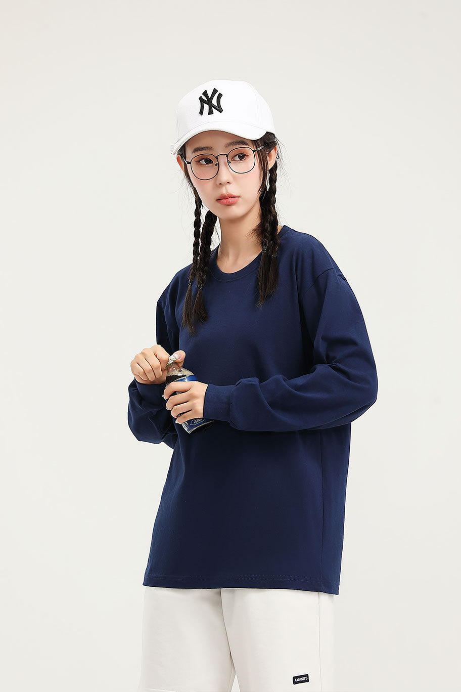 Korean Style Cotton Crew Neck Long Sleeve Pullover T-Shirt for Men and Women