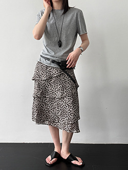 Women Slim Fit Rolled Sleeve Short Sleeve T-Shirt Solid Color Cotton Blend Crew Neck Summer Top