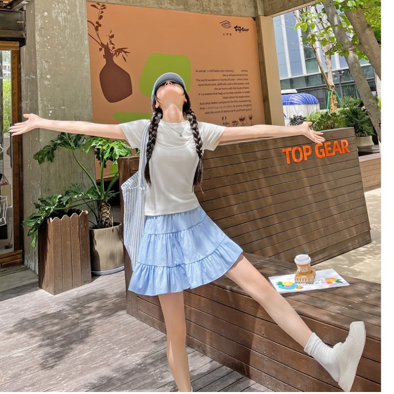 Women White Ballet Style Tiered Mini Skirt, Sweet A-Line Pleated Cake Skirt for Summer