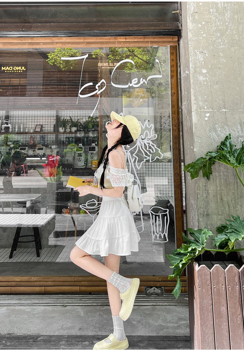 Women White Ballet Style Tiered Mini Skirt, Sweet A-Line Pleated Cake Skirt for Summer