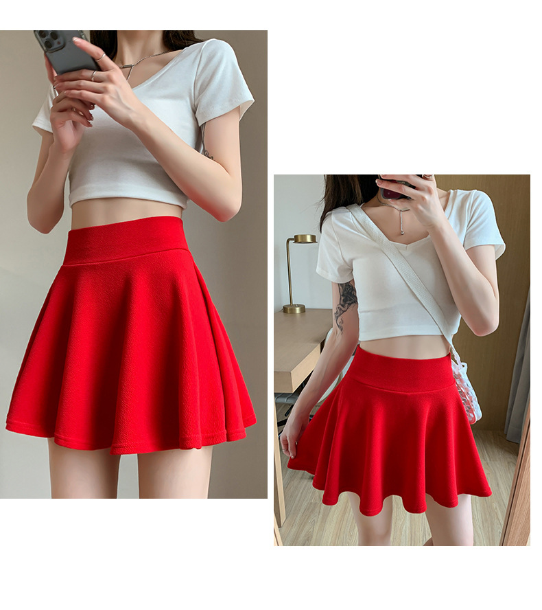 Skirt mini berlipat warna putih untuk wanita, skirt gelembung gaya A-line pinggang tinggi, gaya preppy yang manis.