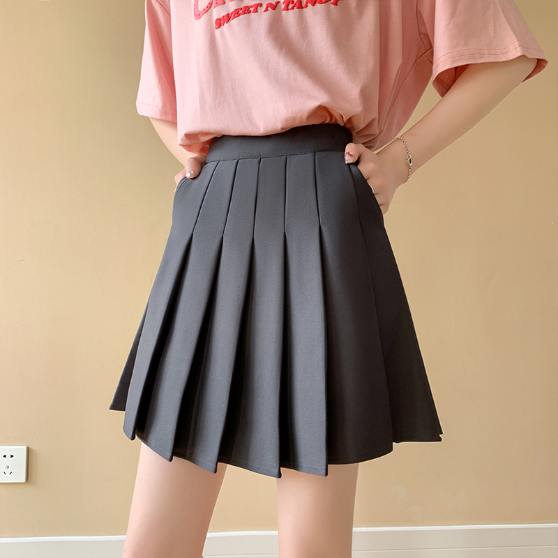 Black Pleated Mini Skirt for Women with Pockets, High Waist A-Line Short Skirt