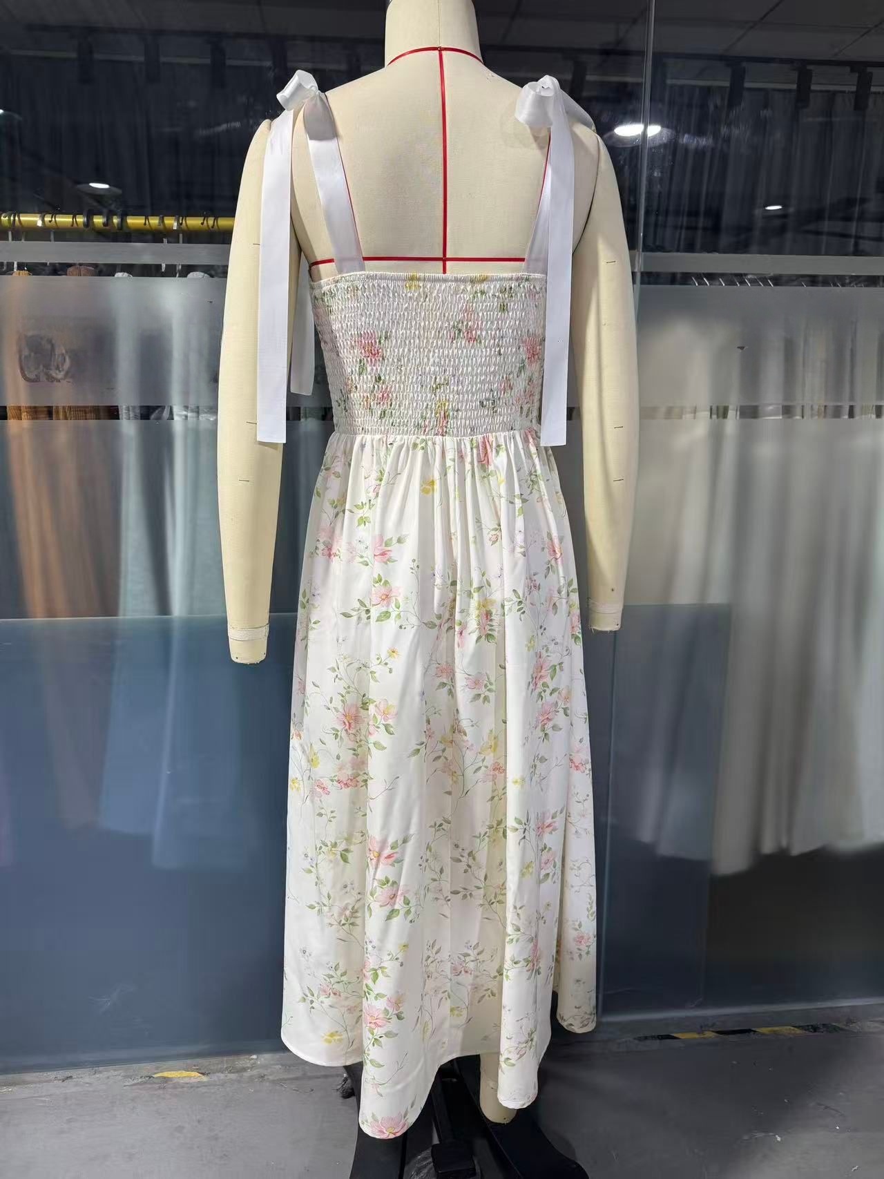 Women Floral Sleeveless V-Neck Long Dress, Tie Waist Strappy Summer Dress for Travel and Beach