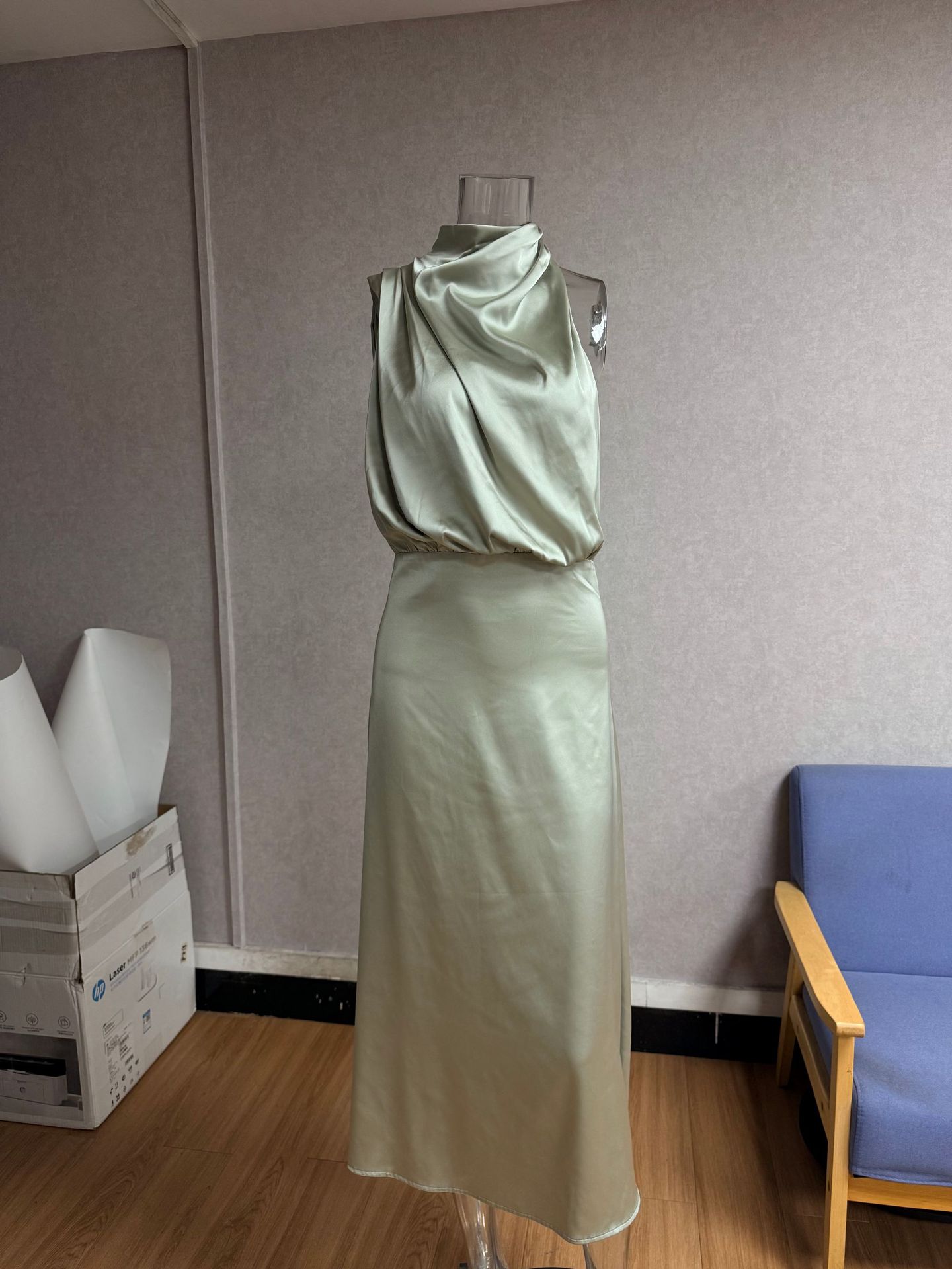 Women Sleeveless Halter Satin Maxi Dress Solid Color A-Line Long Dress for Vacation and Evening