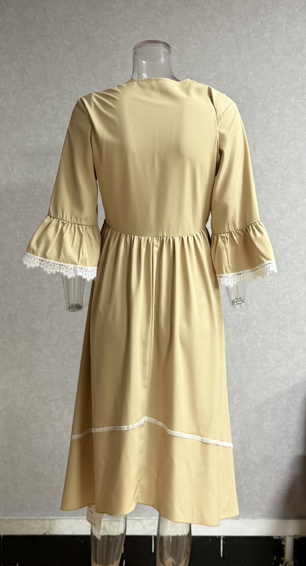 Women V-Neck Lace Long Dress, Flared Sleeve High Waist Bohemian Beach Dress for Travel