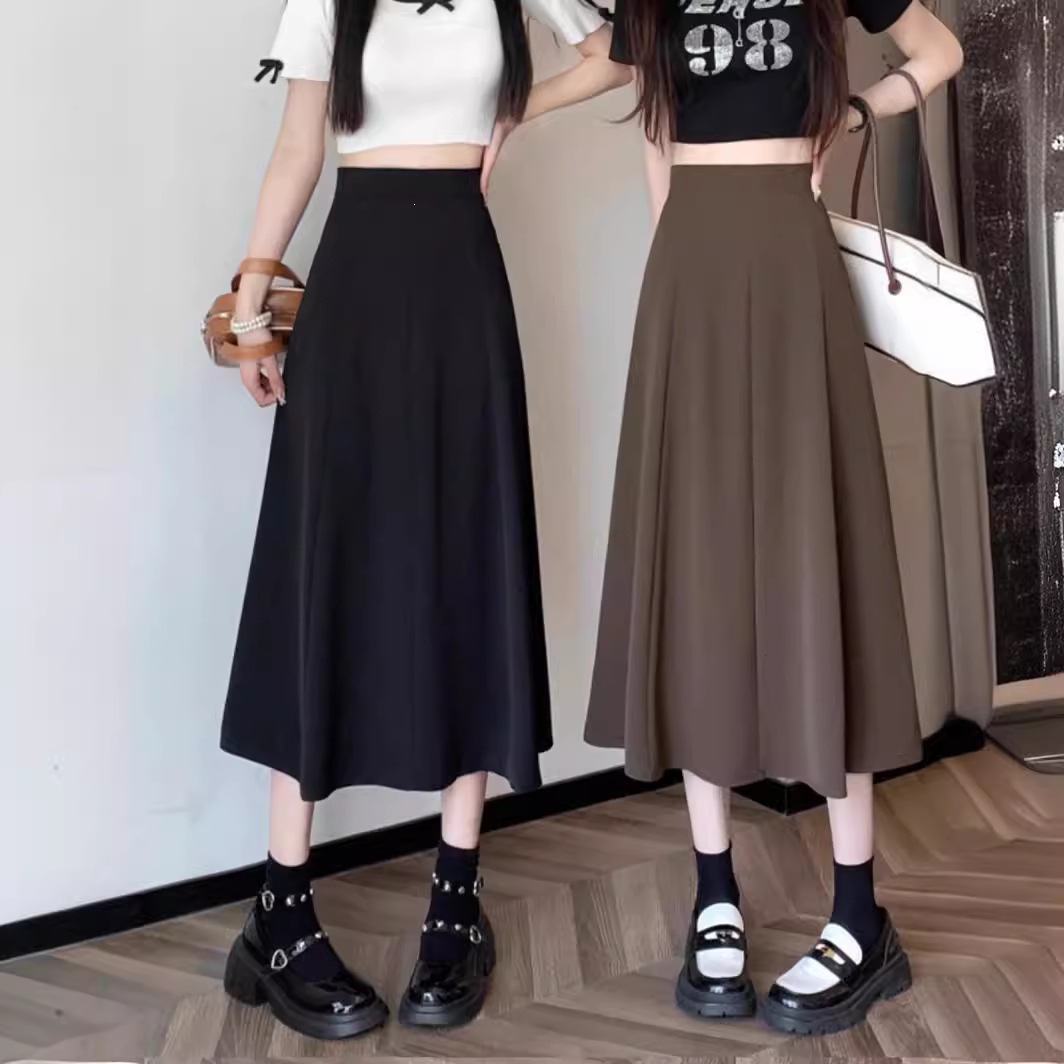 Women's Black High-Waist A-Line Midi Skirt, Solid Polyester Flared Umbrella Skirt for Daily Wear