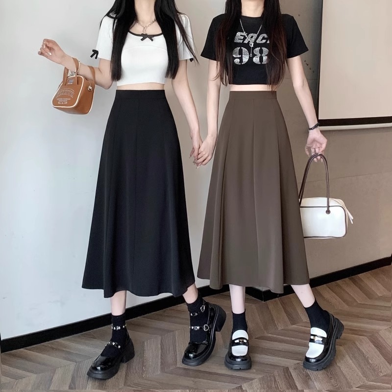 Women's Black High-Waist A-Line Midi Skirt, Solid Polyester Flared Umbrella Skirt for Daily Wear